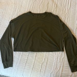 Lululemon Muscle Love Long Sleeve Short - size 6